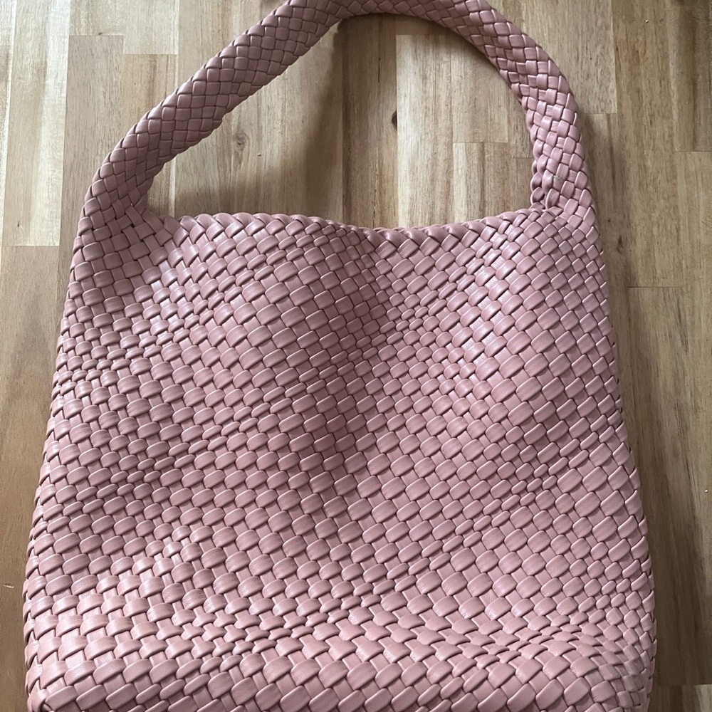 Expressions NYC Blush Pink Woven Bag with case NWOT - Picture 2 of 3